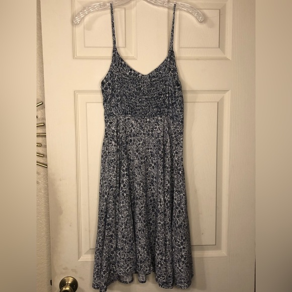 Dark Blue Dress w/ Floral Motif in white, flowy skirt, adjustable straps, Medium - Picture 2 of 7